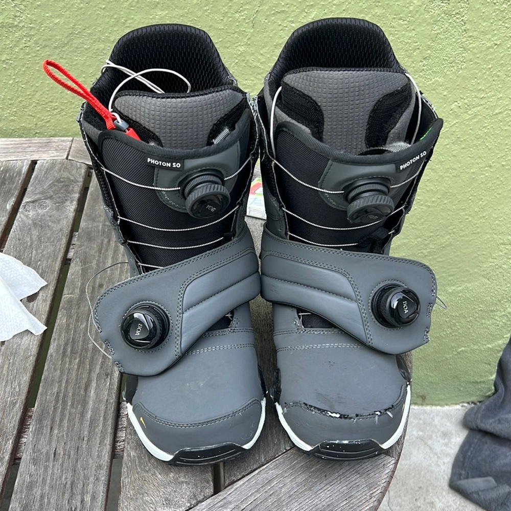 Burton Photon step on size 10 (mens)